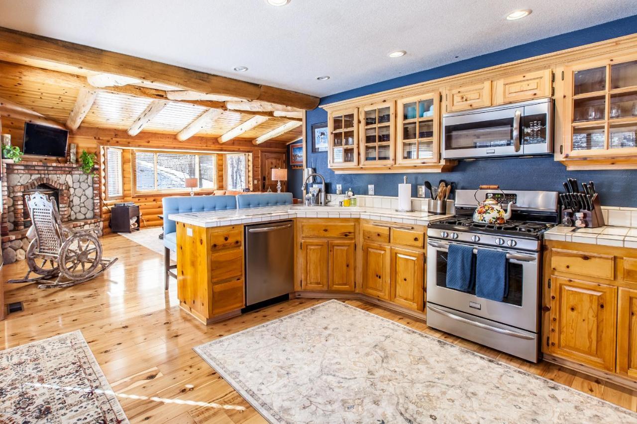 Tres Bien Ensemble Villa Big Bear Lake Habitación foto